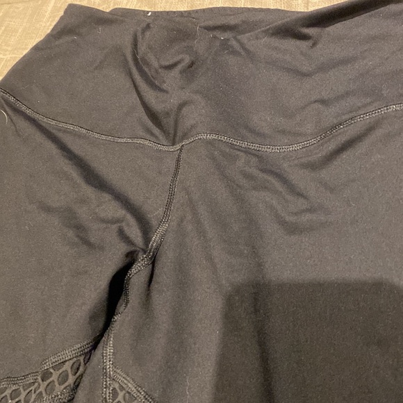 NWT Victoria Secret Sport Mesh Tight - Picture 4 of 11